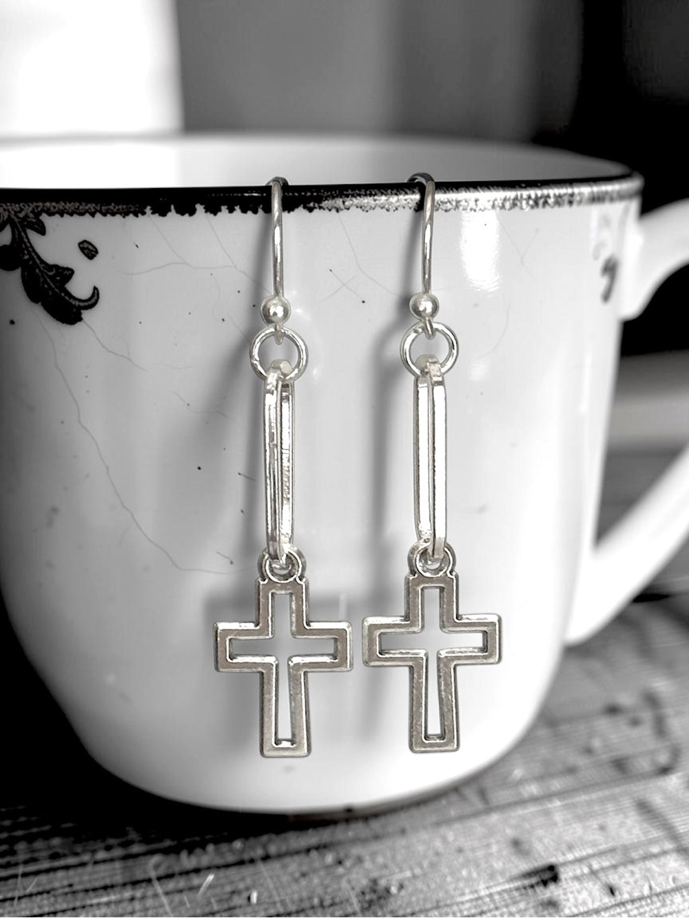 5 For $25💫Silver Paper Clip Cross Drop Earrings